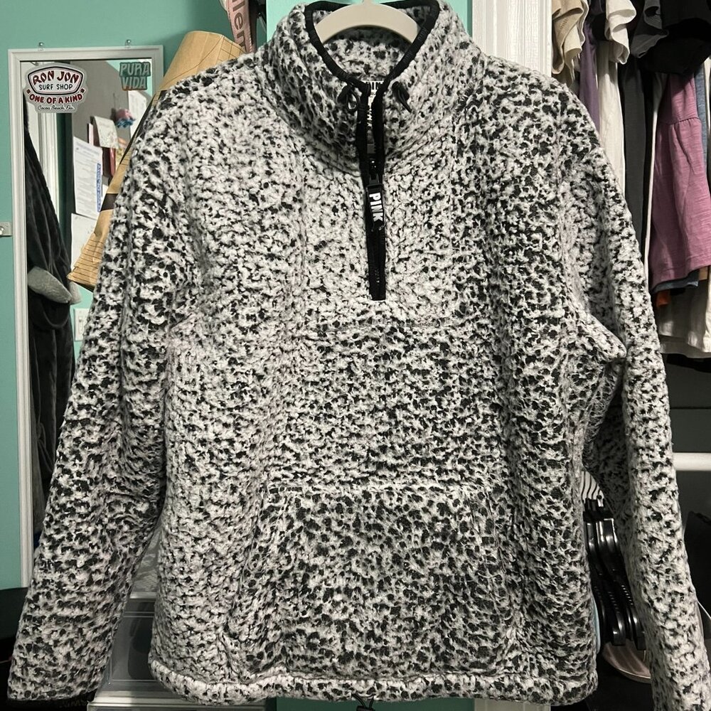 VS Pink Women's Sherpa Quarter Zip